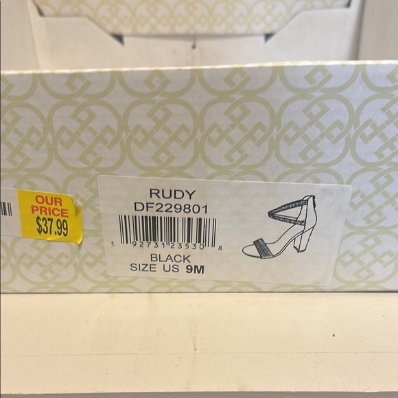 Daisy Fuentes Black and Silver Strappy Heels - Picture 2 of 6